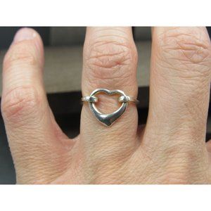 Size 5.75 Sterling Silver Stylish Unique Love Heart Band Ring